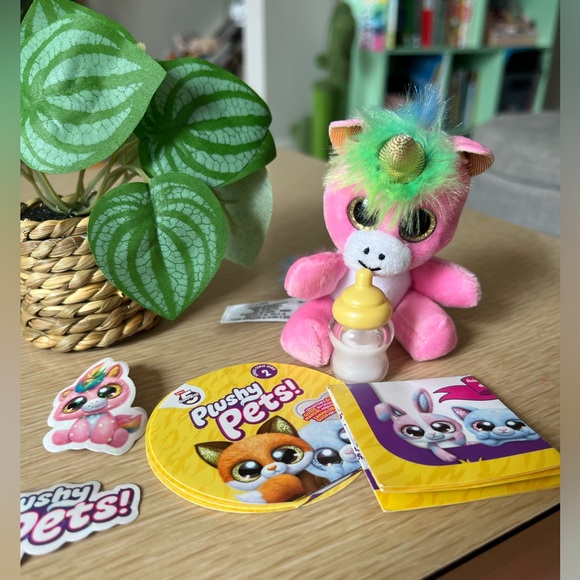 Cute toy lot 🥰 - Picture 2 of 7